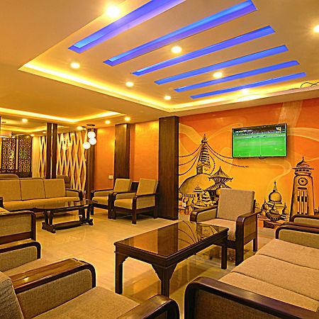 Kathmandu Grand Hotel Экстерьер фото