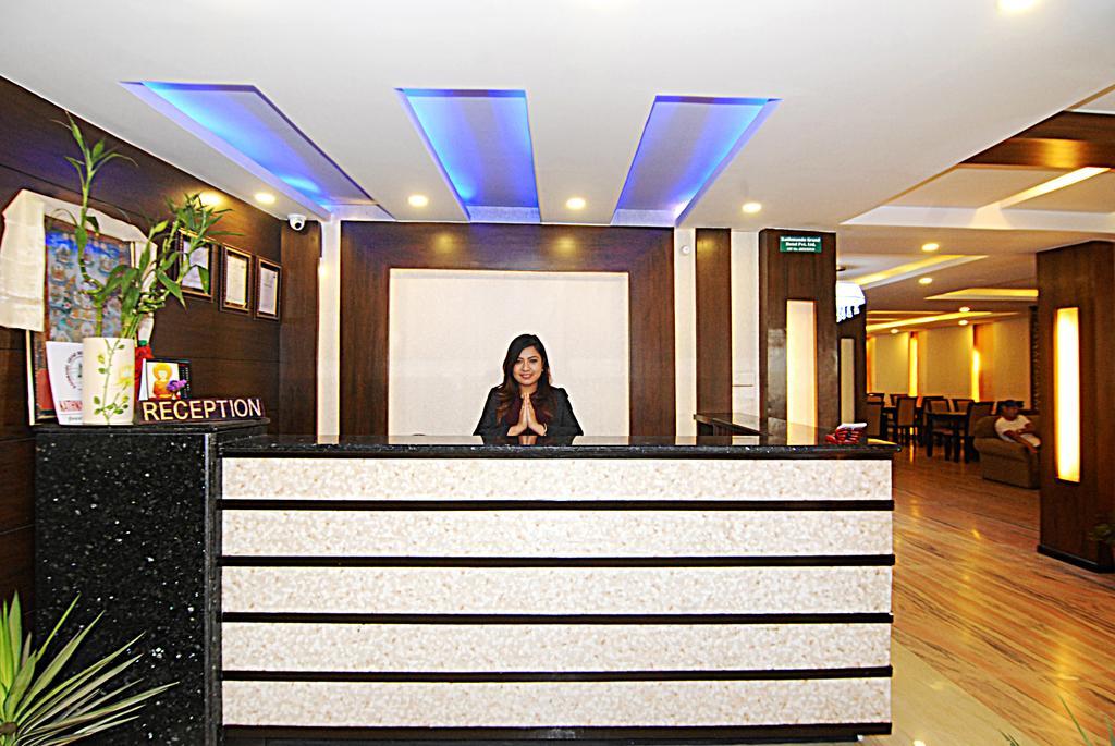 Kathmandu Grand Hotel Экстерьер фото
