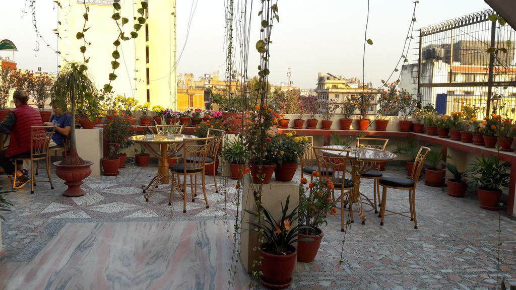 Kathmandu Grand Hotel Экстерьер фото